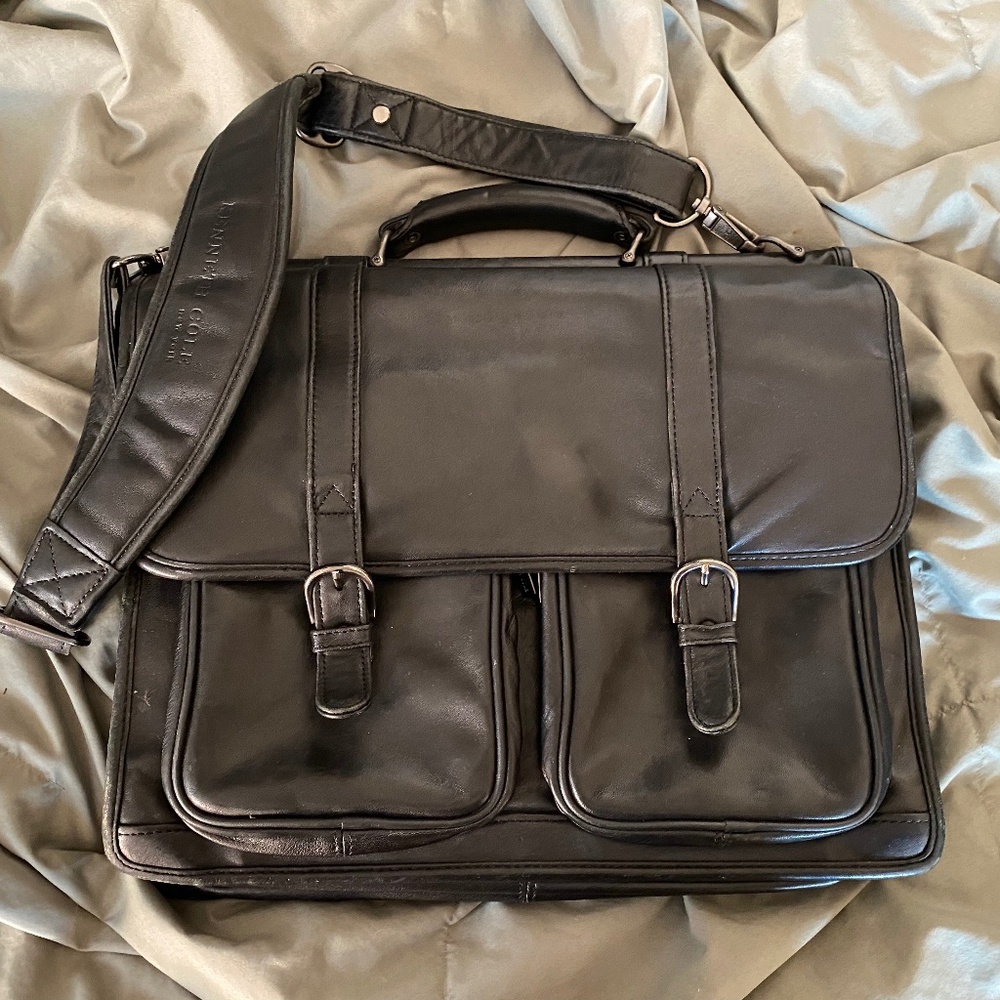 Kenneth Cole New York Crossbody Computer Bag